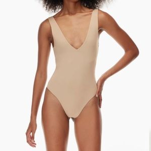 [Babaton] Aritzia Contour V-Neck Bodysuit
